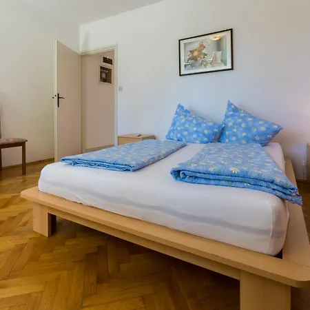 Jurincic Kucica Tatil Evi